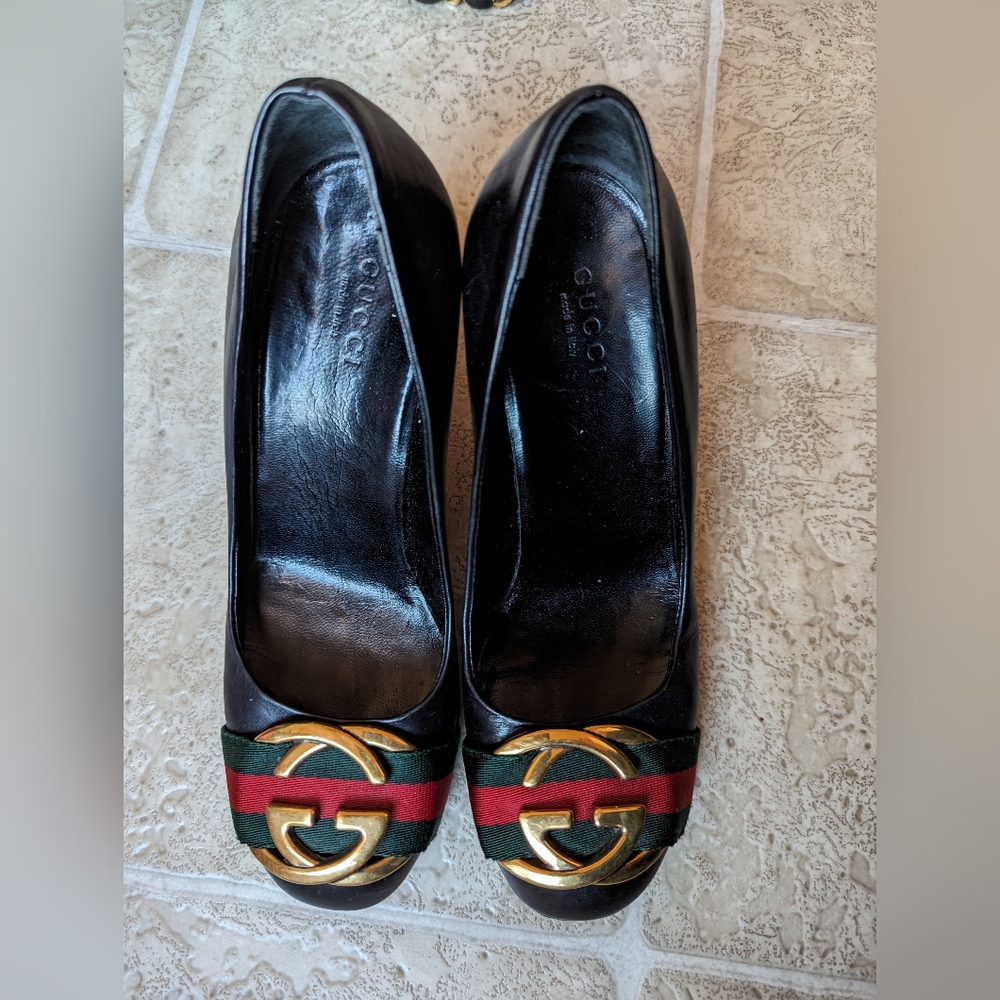 Gucci heels pumps